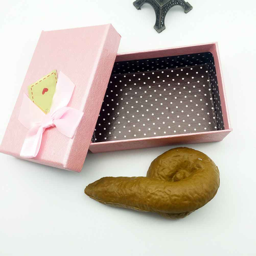 Реалистичный искусственный экс – обзор и цена Fake Poop Gag Gift